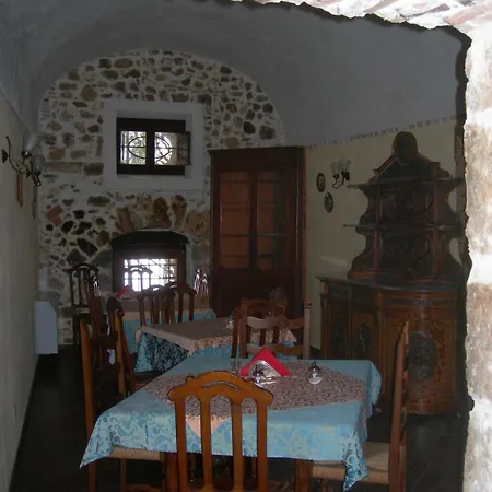 Via Della Piazza 3*