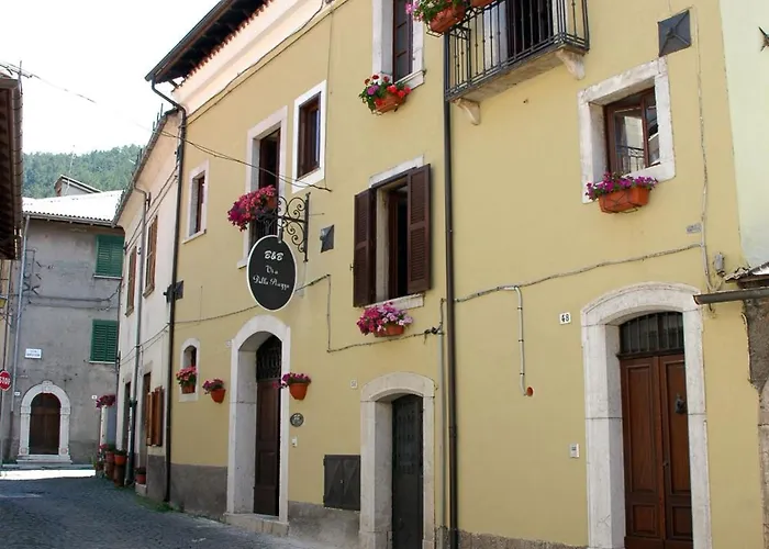 Via Della Piazza 3* Пескассероли