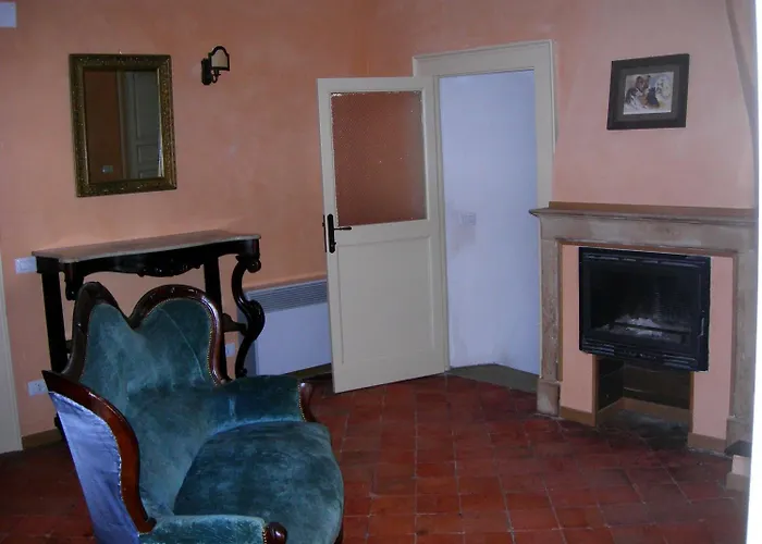 Via Della Piazza 3* Пескассероли